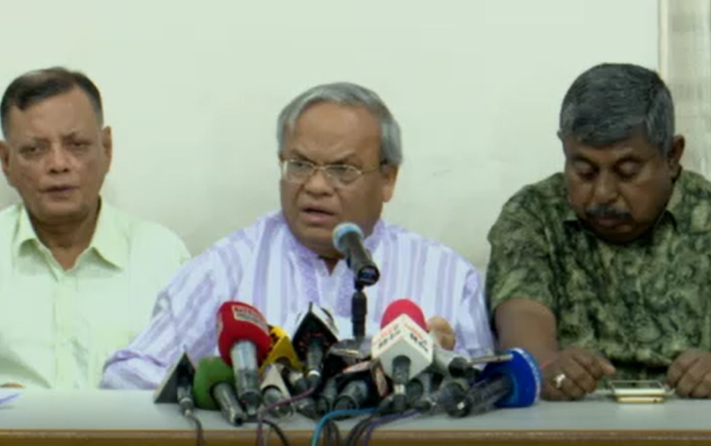 ‘খালেদা জিয়ার চিকিৎসায় সরকারের টালবাহানা সেতুমন্ত্রীর বক্তব্যেই স্পষ্ট’