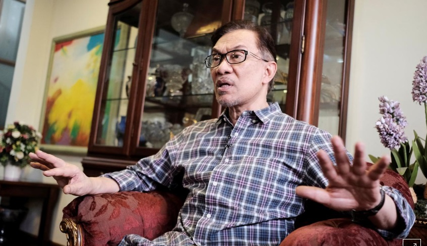 পতন নিশ্চিত বুঝার পর কারাবন্দি আনোয়ারকে ফোন করেছিলেন নাজিব