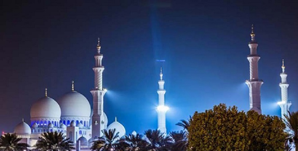 আজ পবিত্র লাইলাতুল কদর