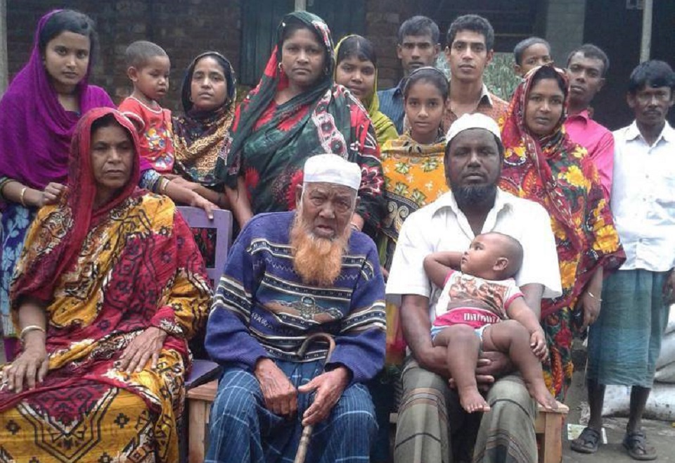 চলে গেলেন ‘বিশ্বের সবচেয়ে বয়স্ক মানুষ’ পাবনার আহসান