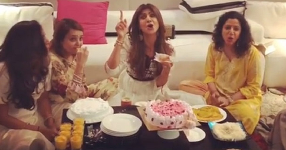 ইফতার টেবিলে গান বাজিয়ে সমালোচনার মুখে শিল্পা