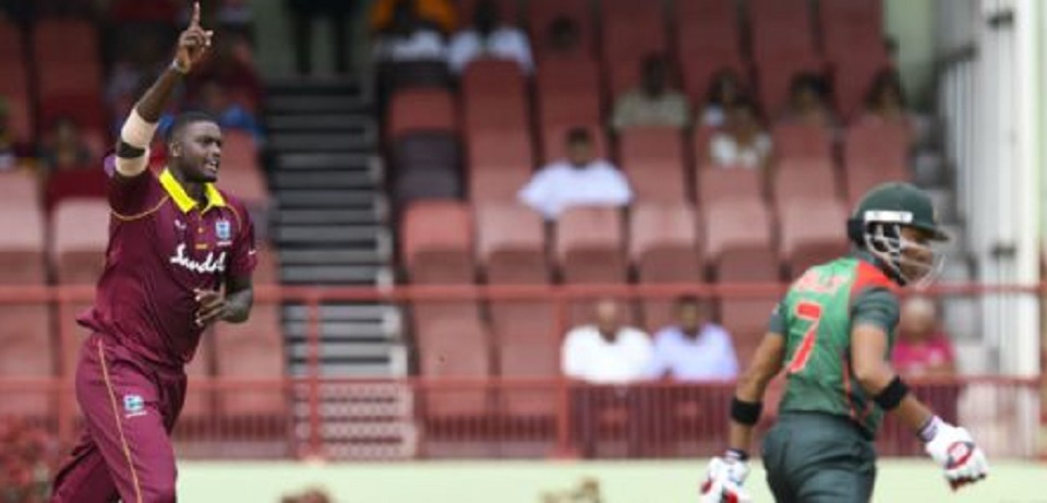 টসে জিতে ব্যাট করছে টাইগাররা