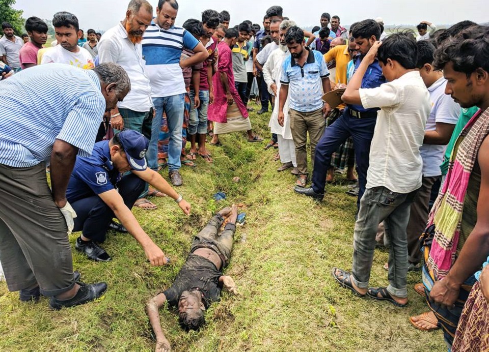 বিশ্বকাপ খেলা দেখে বাড়ি ফেরা হলো না, মাঠে লাশ উদ্ধার