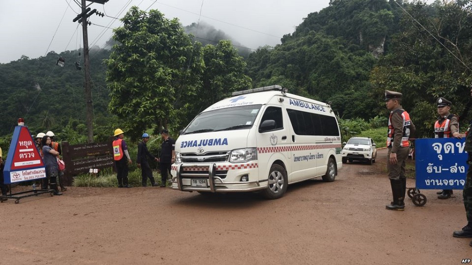 থাইল্যান্ডের গুহা থেকে চার কিশোর উদ্ধার