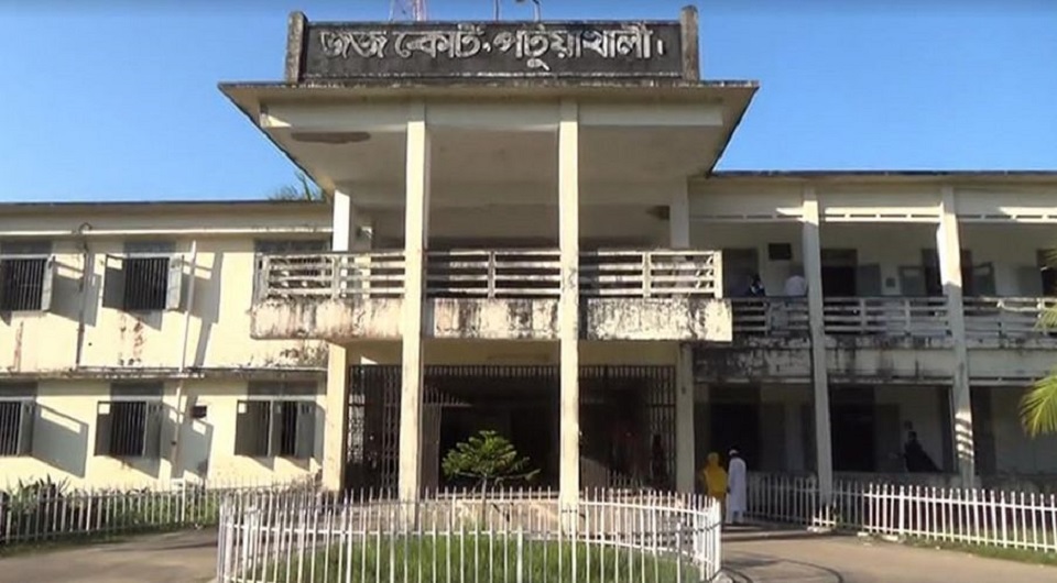 অর্থ আত্মসাতের মামলায় সাবেক ইসলামি ব্যাংক কর্মকর্তার ৮ বছরের কারাদণ্ড