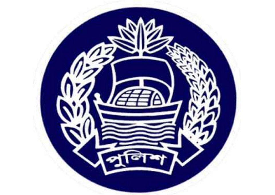 পুলিশের ৪ কর্মকর্তাকে সচিব পদে পদোন্নতি