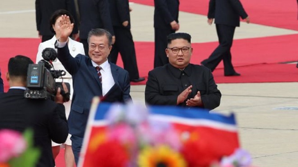 ৩ দিনের সফরে দক্ষিণ কোরিয়ার প্রেসিডেন্ট মুন উত্তর কোরিয়ায়