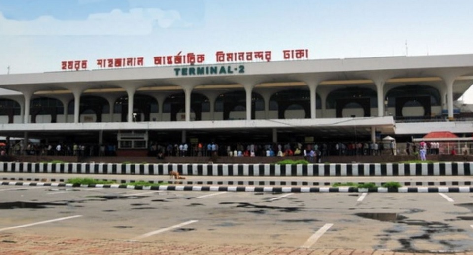 লেবানন থেকে ফিরলেন আটকে পড়া ৭৩ বাংলাদেশি