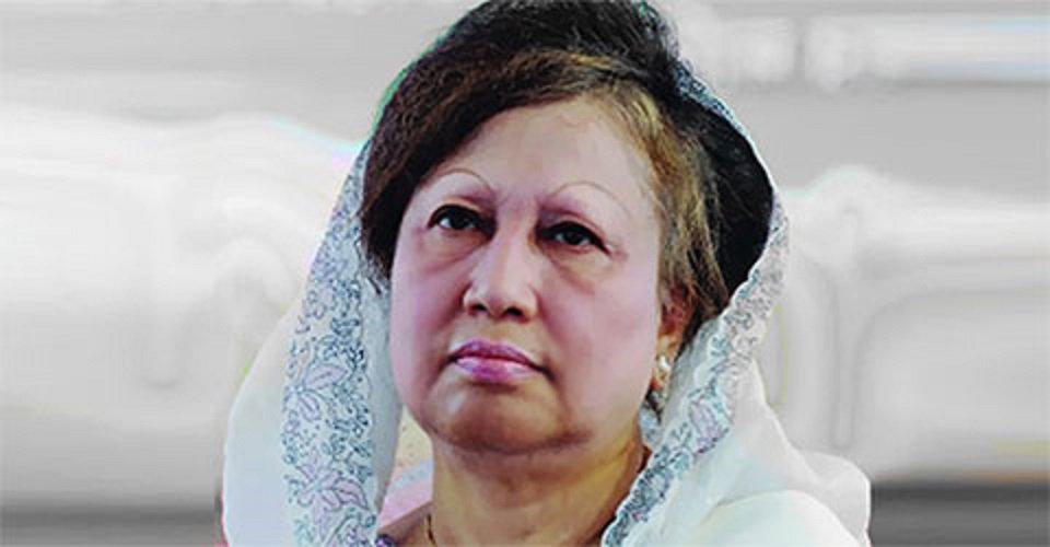 খালেদা জিয়াকে এভারকেয়ার হাসপাতালে নেয়া হচ্ছে