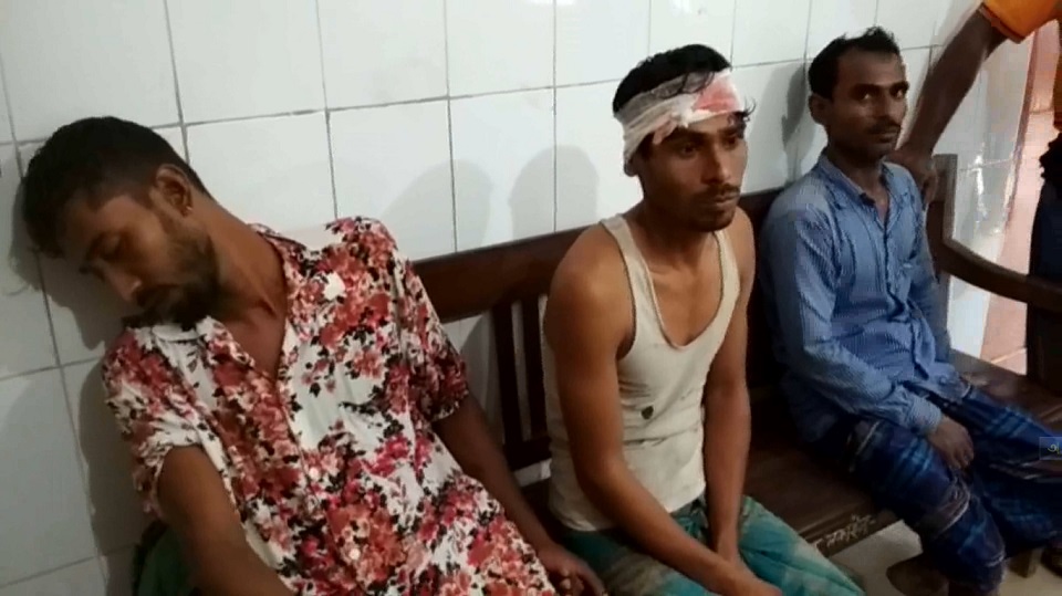 নড়াইলে দু’পক্ষের সংঘর্ষে নারীসহ আহত ১৫