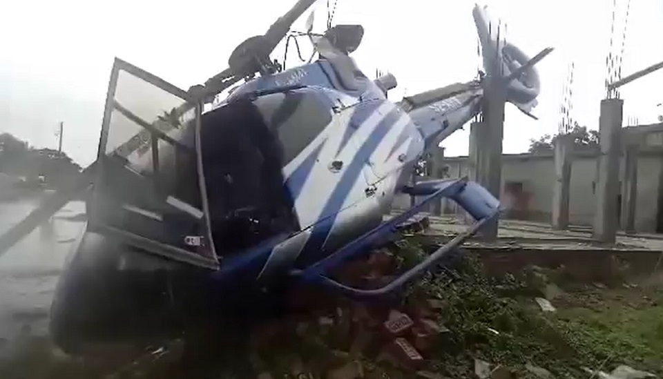 অল্পের জন্য বেঁচে গেলেন ফরিদুর রেজা সাগরসহ ৬ জন