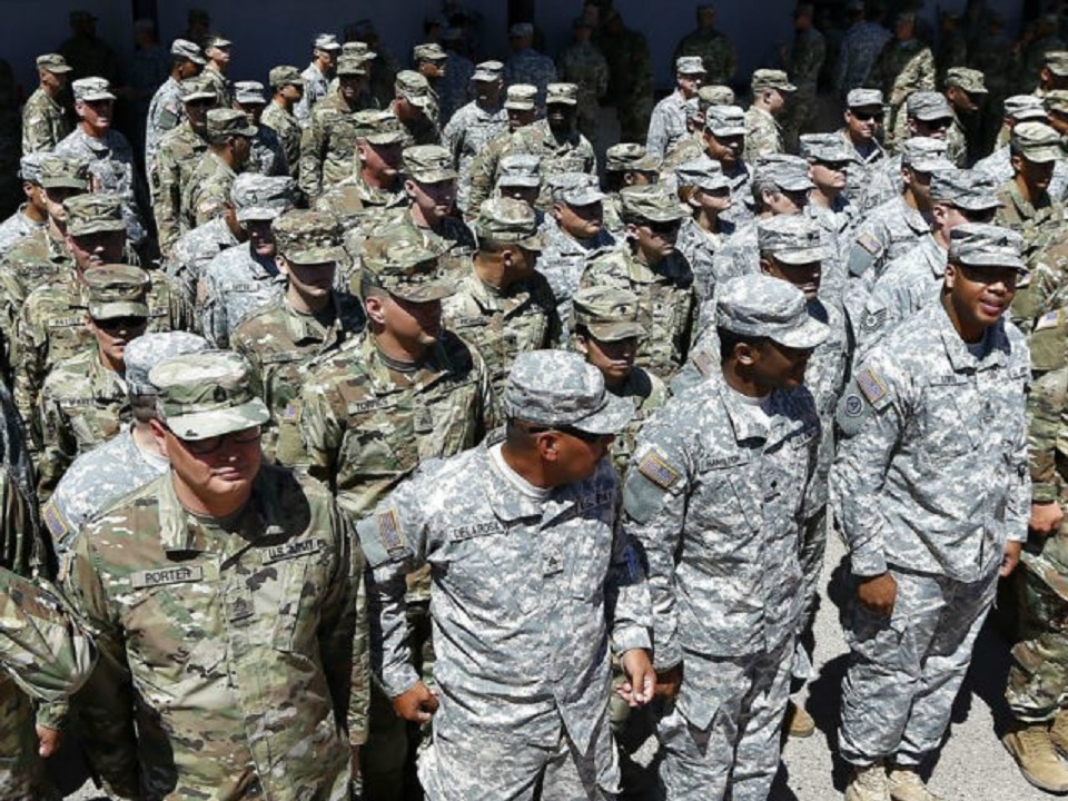 যুক্তরাষ্ট্র-মেক্সিকো সীমান্তে ৫ হাজার দুশ’ সেনাসদস্য প্রেরণ ট্রাম্পের