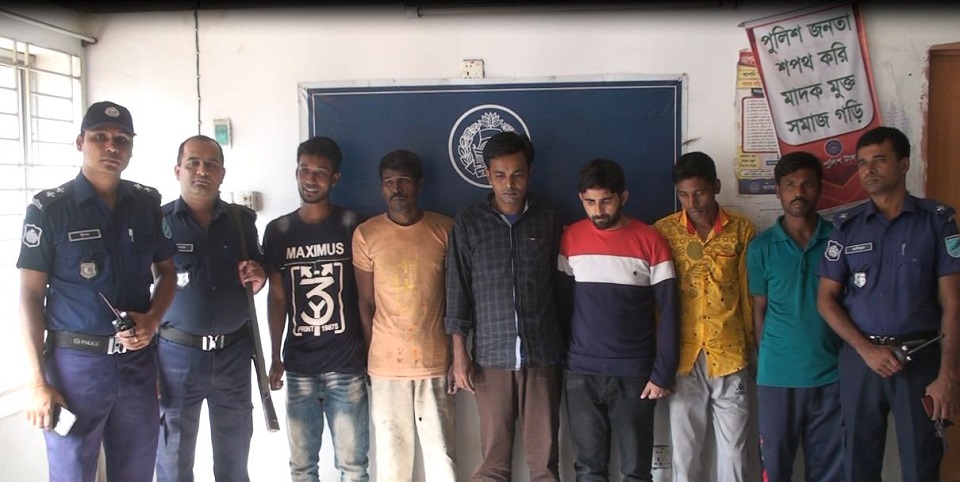 টাঙ্গাইলে আন্তঃজেলা ডাকাত দলের ৬ সদস্য গ্রেফতার