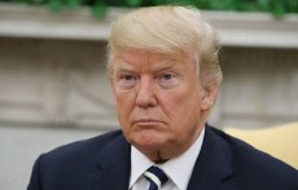 হোয়াইট হাইজে আমি বড় একা: ট্রাম্প