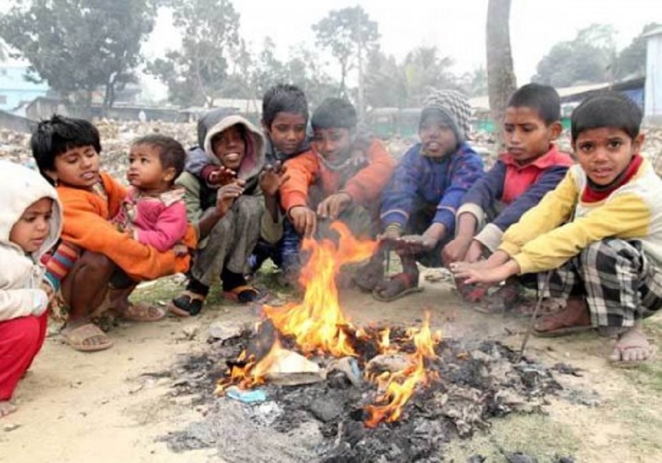 শীতের শুরুতেই অসুস্থ হয়ে পড়ছেন বয়স্ক ও শিশুরা