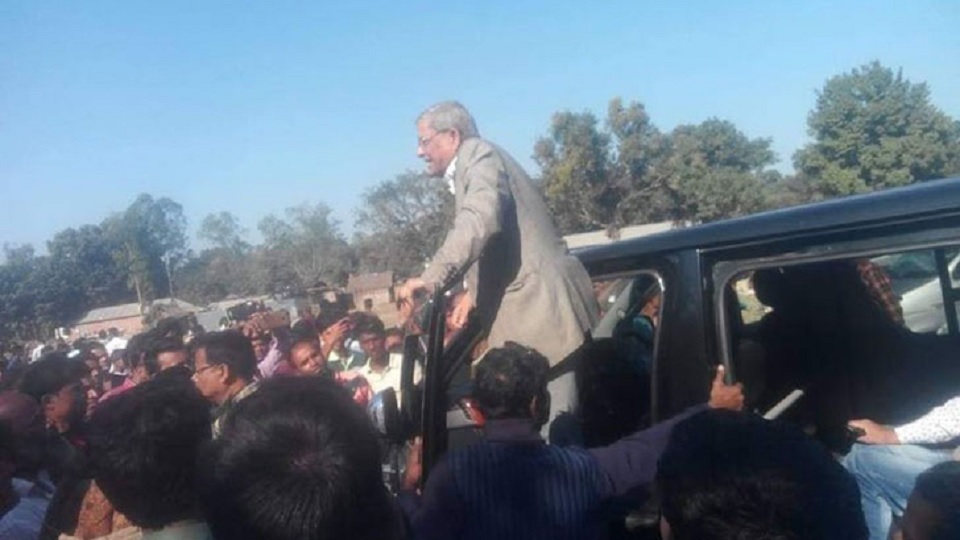 নির্বাচন থেকে দূরে রাখতেই হামলা: মির্জা ফখরুল