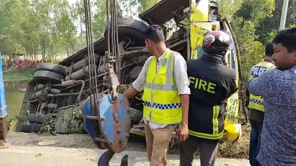 পাঁচ জেলায় সড়ক দুর্ঘটনায় নিহত ৭