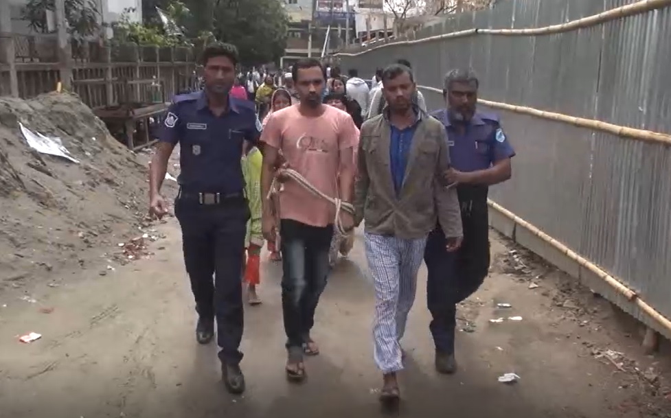 শ্রমিককে কুপিয়ে হত্যায় ৩ জনের মৃত্যুদণ্ড