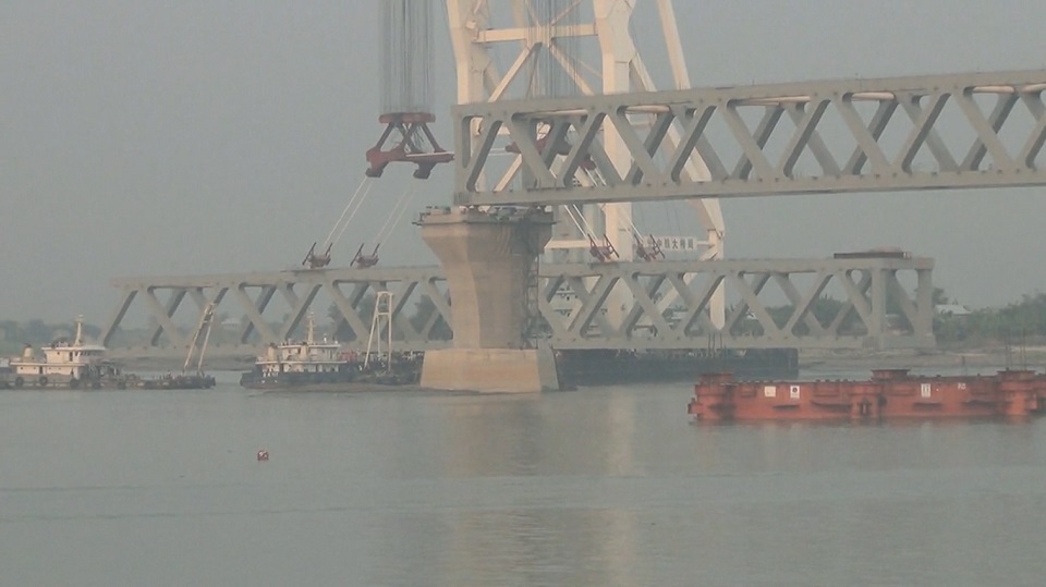 বুধবার বসছে পদ্মা সেতুর সপ্তম স্প্যান