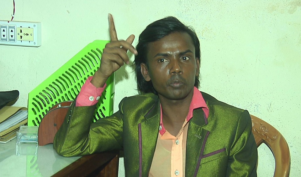 স্ত্রী নির্যাতনের মামলায় হিরো আলম গ্রেফতার