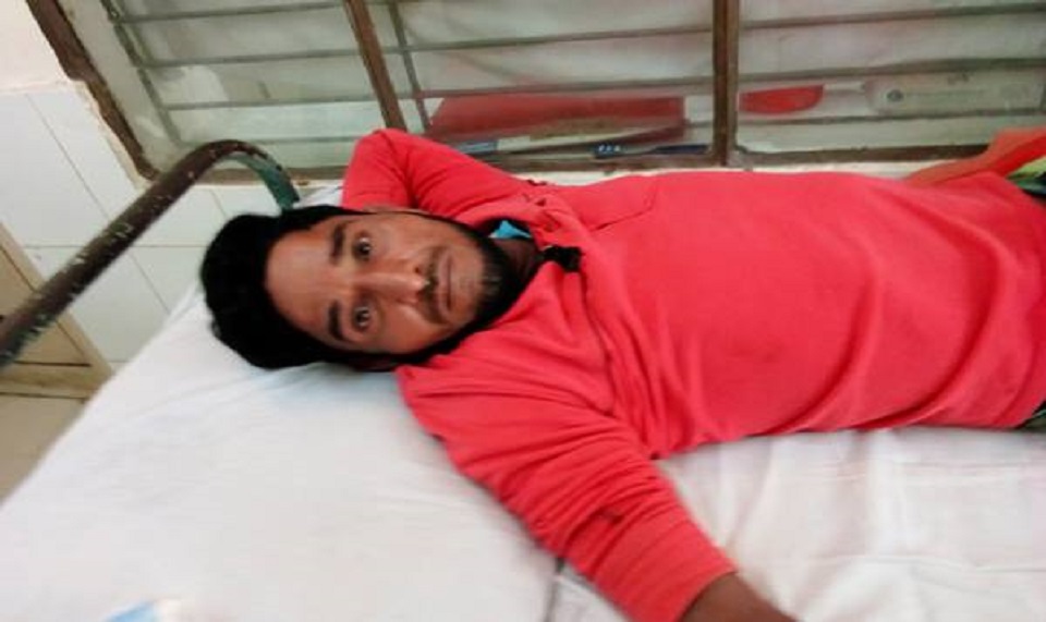 প্রতিবন্ধী শিশু ধর্ষককে গ্রামবাসীর গণধোলাই