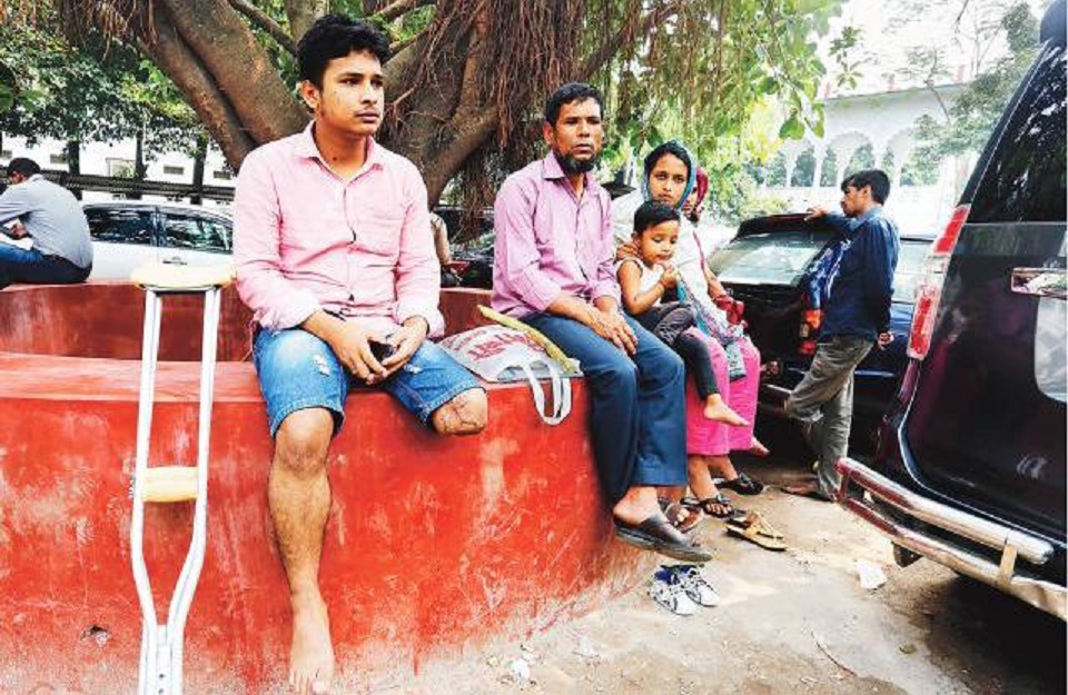 রাসেলকে এখনও কোন টাকা দেয়নি গ্রিন লাইন বাস কর্তৃপক্ষ
