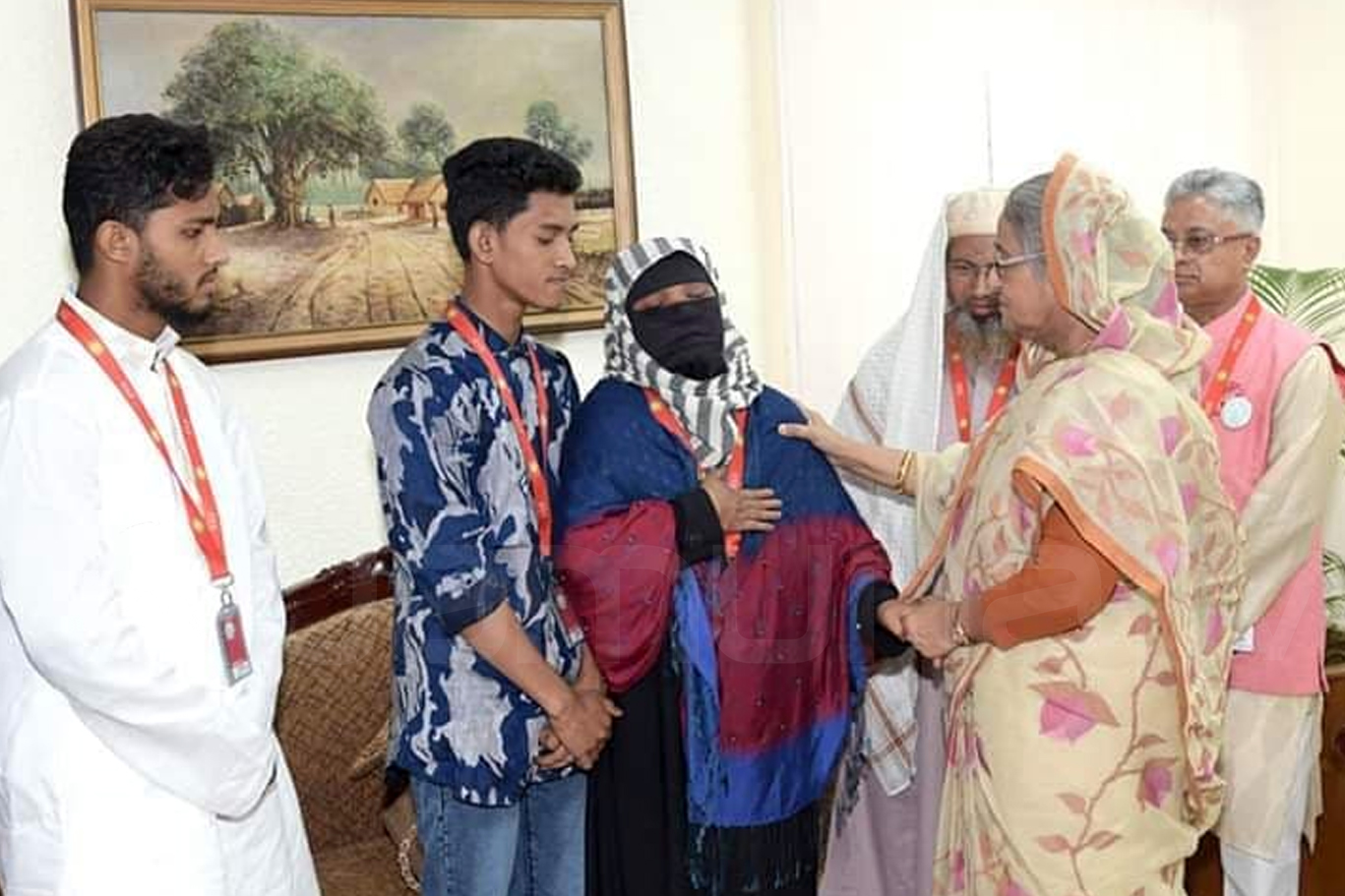 রাফি’র পরিবারকে সান্ত্বনা দিলেন প্রধানমন্ত্রী