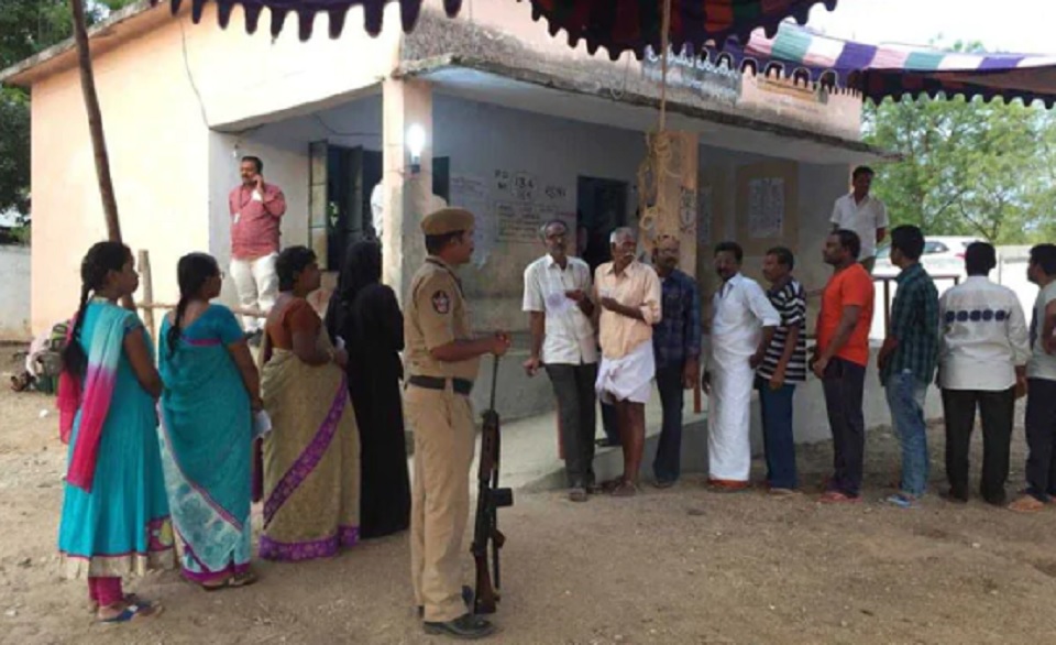 শুরু হলো ভারতের লোকসভা নির্বাচনের প্রথম ধাপের ভোটগ্রহণ