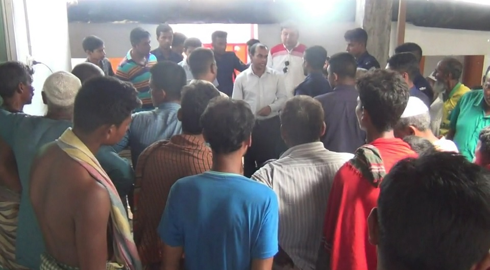 নাটোরে ভূয়া ডাক্তারের বাড়িতে স্থাপিত হাসপাতালে ভ্রাম্যমাণ আদালতের অভিযান