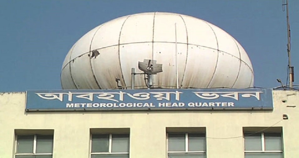 সমুদ্র বন্দরগুলোতে ৩ নম্বর সতর্কতা সংকেত