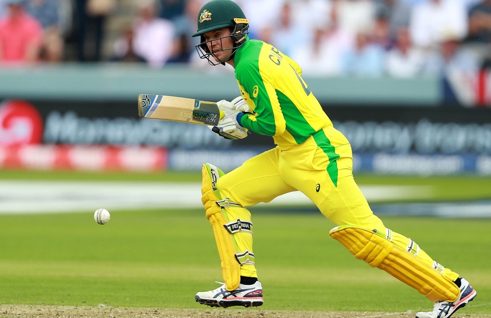 ফুটবলার থেকে ক্রিকেটার