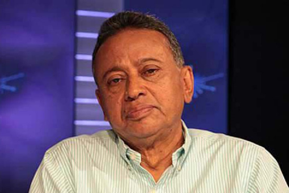 ‘সরকারের নিজেদের উপর আস্থা না থাকায় খালেদা জিয়াকে জেলে রেখেছে’