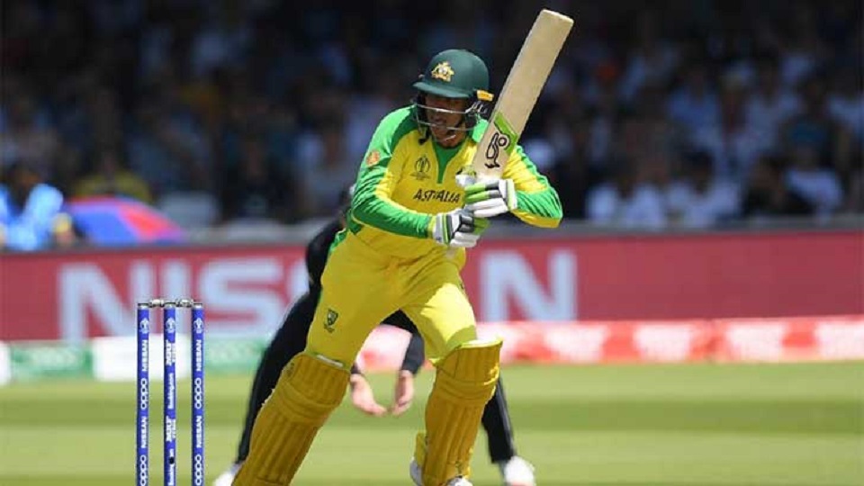 উসমান-ক্যারির ব্যাটে অস্ট্রেলিয়ার সংগ্রহ ২৪৩