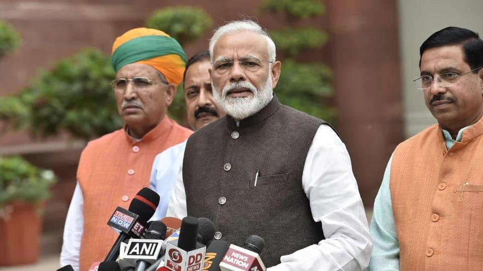 পার্লামেন্টে প্রথম দিনেই মুসলিমদের নিয়ে কংগ্রেসকে মোদির খোঁচা