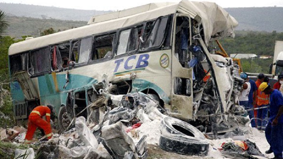 ব্রাজিলে সড়ক দুর্ঘটনায় নিহত ১৭