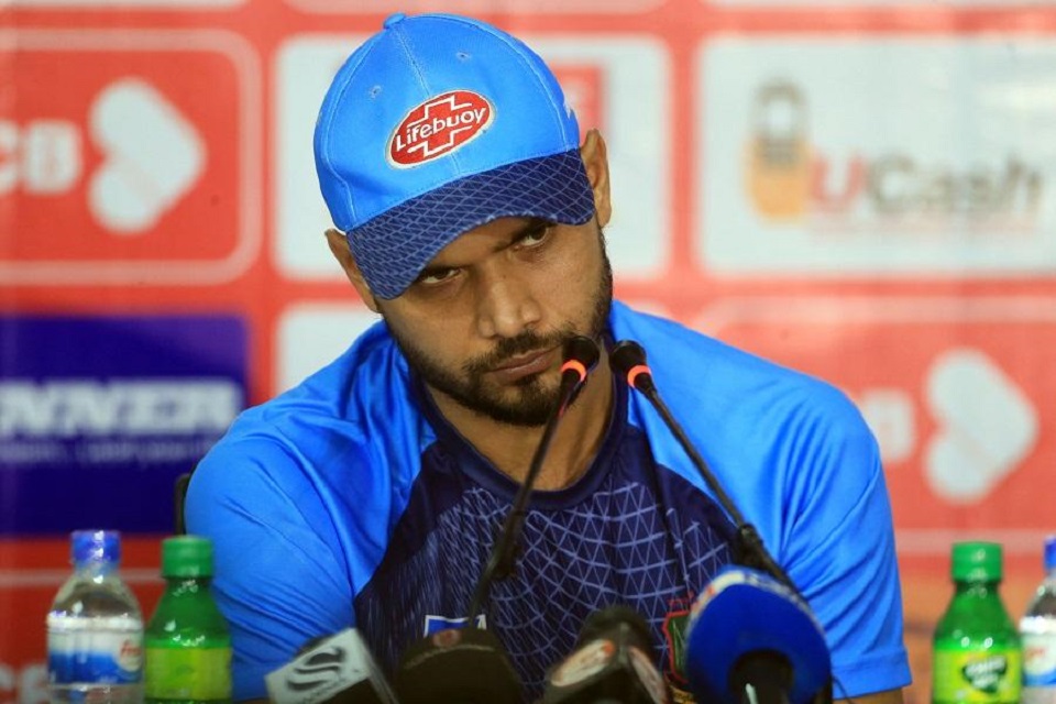 আমরা ২০-৩০ রান কম করেছি: মাশরাফী