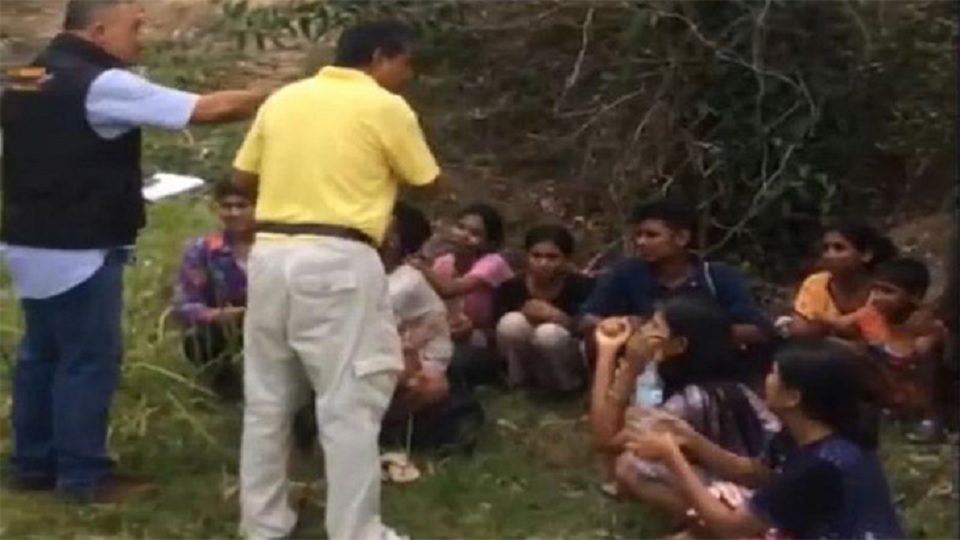 দু’দিন না খেয়ে ধানক্ষেতে লুকিয়ে ছিলো ২৪ রোহিঙ্গা