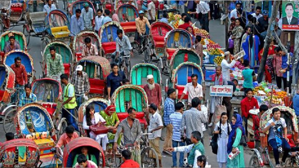 রাজধানীর তিন রাস্তায় রোববার থেকে রিকশা চলাচল বন্ধ