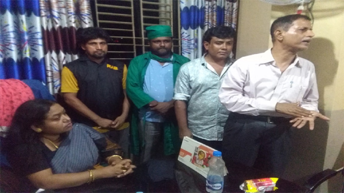 যাত্রাবাড়িতে ৩ ভুয়া ডাক্তার গ্রেফতার, হাসপাতাল সিলগালা