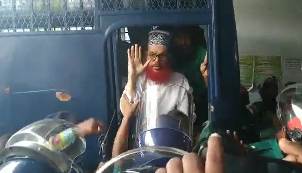 হত্যা মামলার হাজিরা দিতে রাজশাহী আদালতে দেলোয়ার হোসেন সাঈদী, চার্জ গঠন