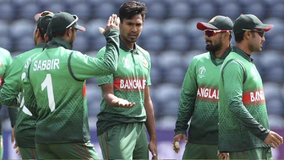 মোস্তাফিজ নৈপুণ্যে ভারত থামলো ৩১৪ রানে