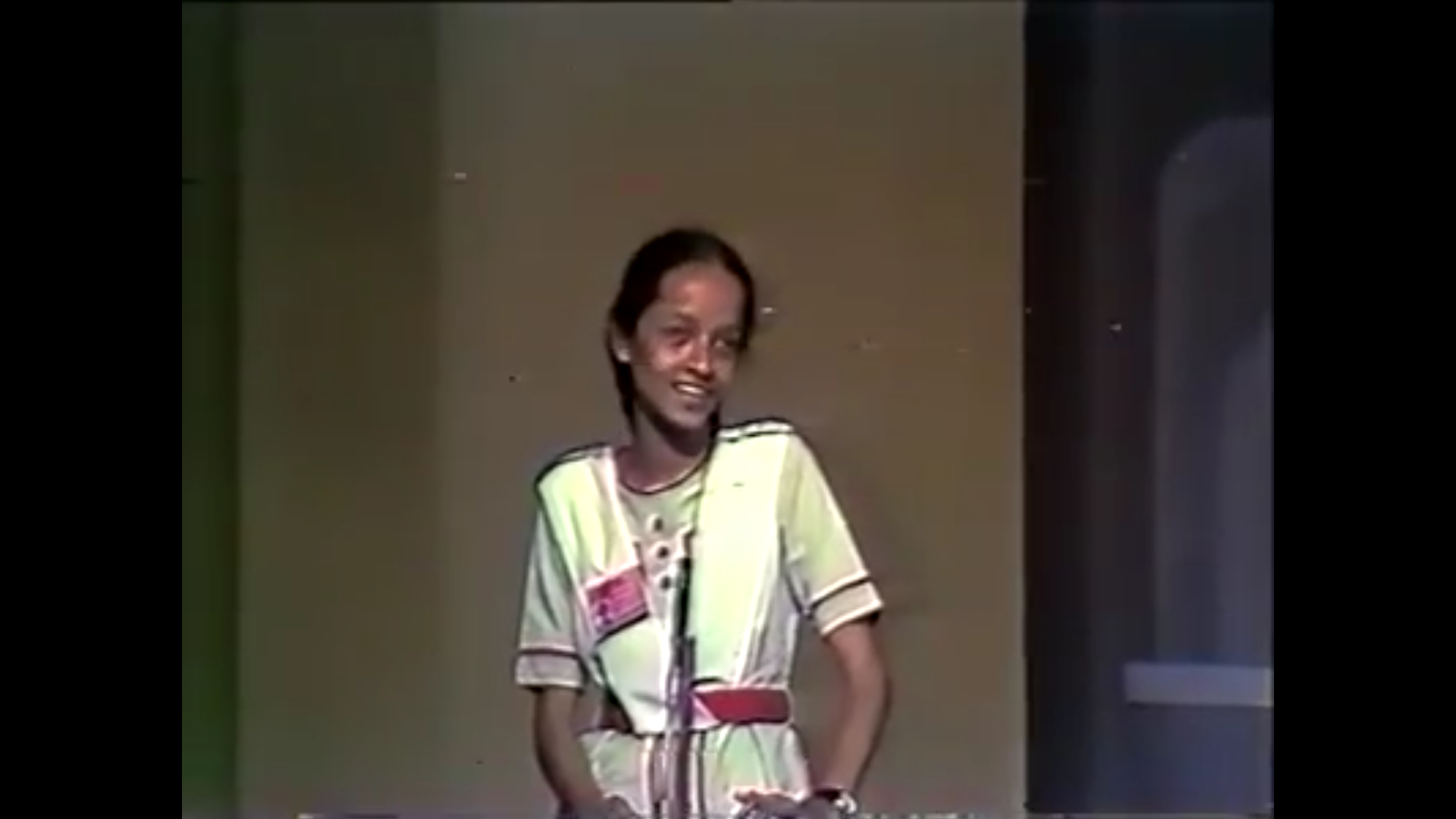 ছেড়ে দিয়ে যিনি জিতে যেতে চান