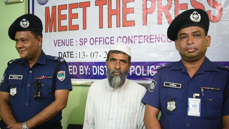 চুয়াডাঙ্গায় শিশু ধর্ষণ মামলার প্রধান আসামি গ্রেফতার