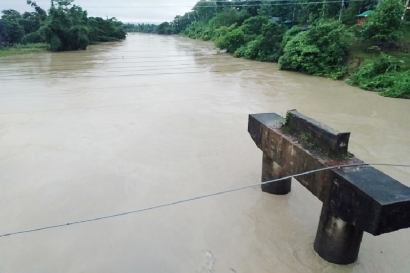 পাহাড়ি ঢলে প্লাবিত খাগড়াছড়ি সাজেক ভ্রমণে নিষেধাজ্ঞা