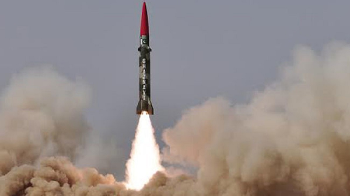 নতুন ক্ষেপনাস্ত্রের পরীক্ষা চালিয়েছে পাকিস্তান