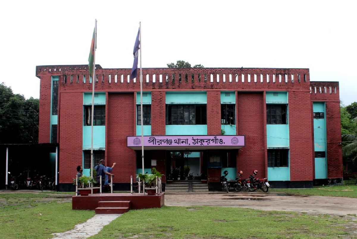 মাদ্রাসার ভিতর আটকিয়ে শিশুর শ্লীলতাহানি