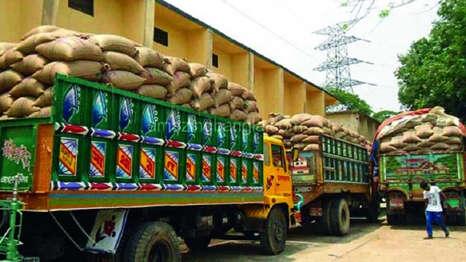 হাতিয়ায় ধান সংগ্রহ অভিযানে ব্যাপক অনিয়মের অভিযোগ