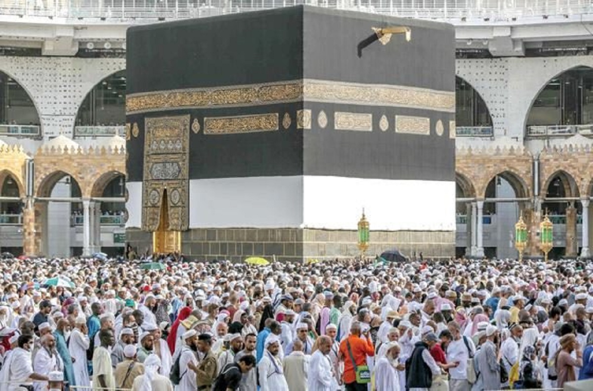 শুরু হয়েছে পবিত্র হজের মূল আনুষ্ঠানিকতা