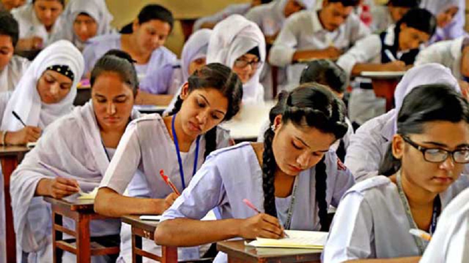 ফল পুনঃনিরীক্ষণ : এইচএসসি ও আলিমে জিপিএ-৫ পেলো ২৬৬ শিক্ষার্থী