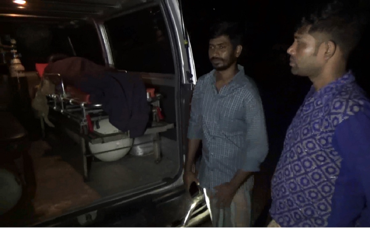 ভুল চিকিৎসায় ওটিতেই মাসহ পেটের মধ্যে দুই শিশুর মৃত্যু